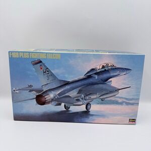 Hasegawa 1/48 F-16B Plus Fighting Falcon Model Kit V5 1989 Sealed Parts